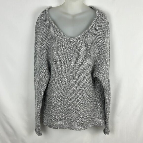 Free People Bright Lights Oversized Lightweight Loose Fit Gray Sweater Size S - Picture 2 of 8